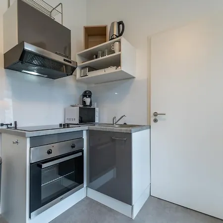 Apartment Le Schuman - En Hyper Centre - Gare - Fibre - Rbnb -